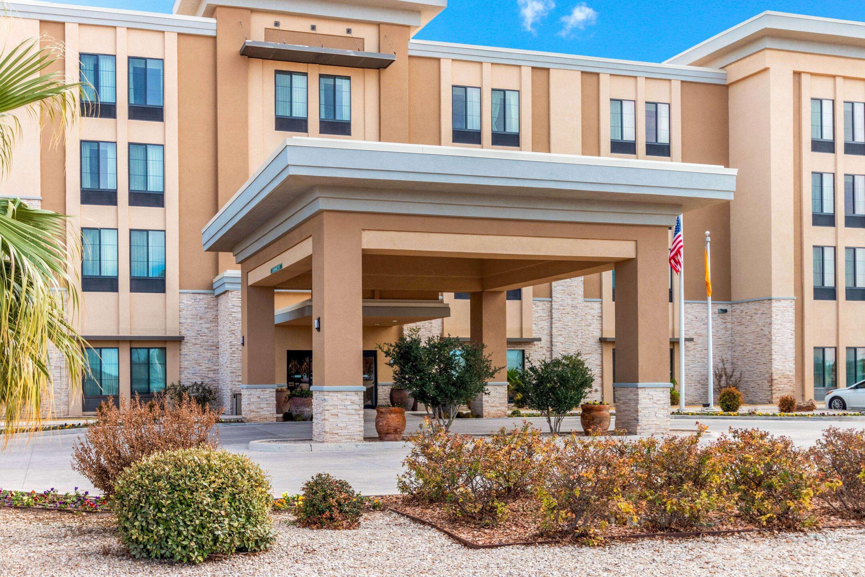 La Quinta By Wyndham Carlsbad Hotel Ngoại thất bức ảnh