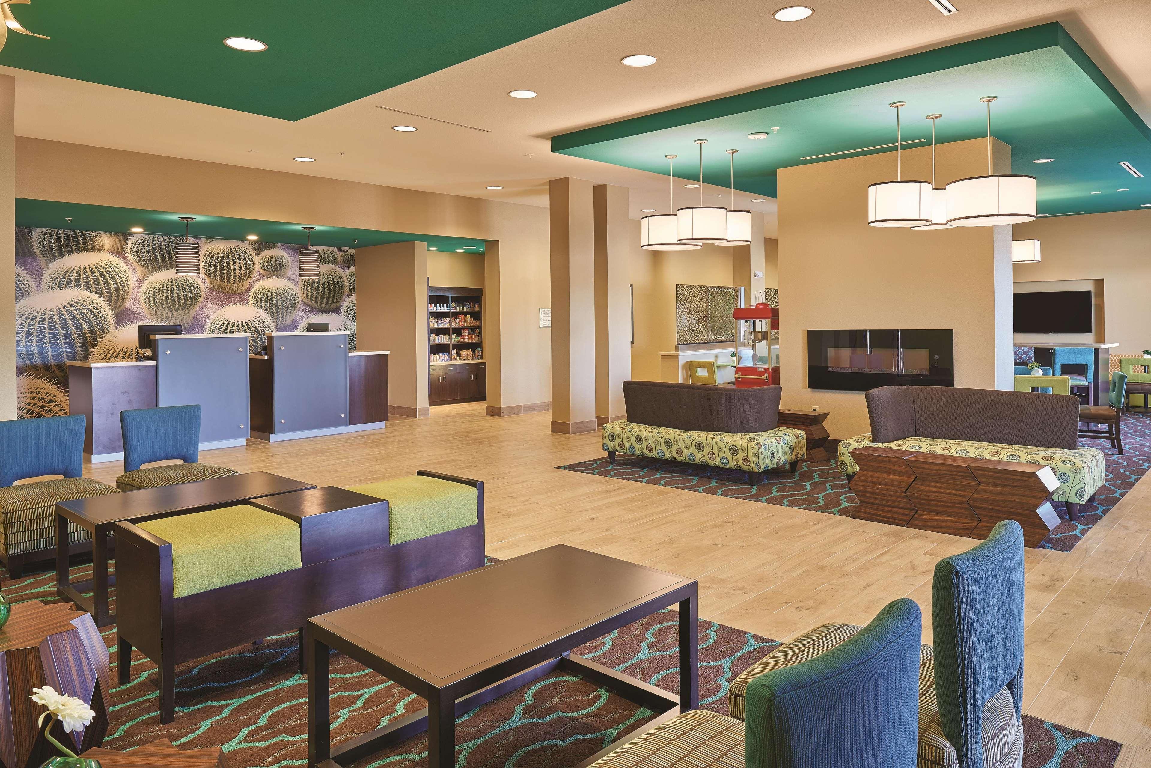 La Quinta By Wyndham Carlsbad Hotel Ngoại thất bức ảnh