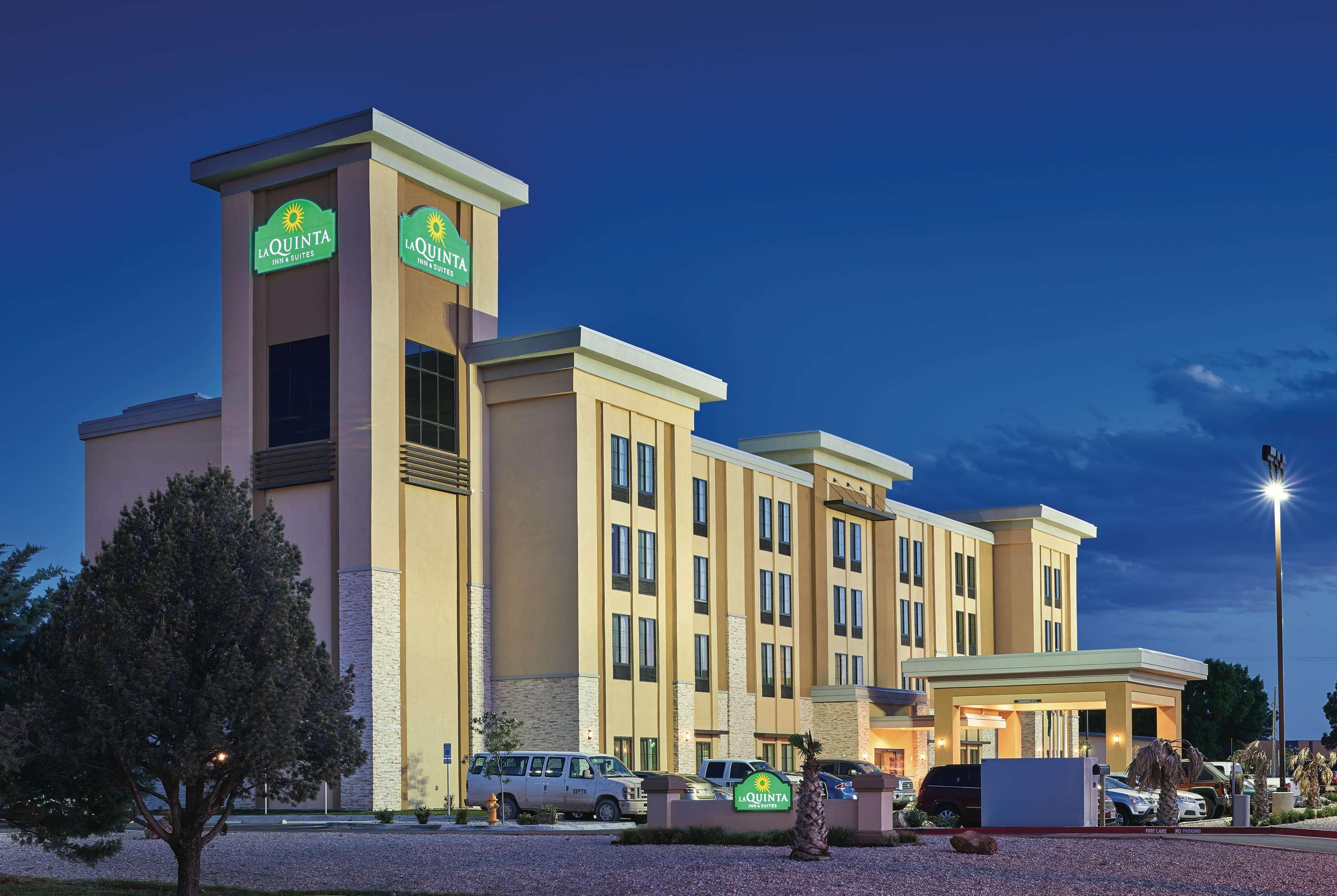 La Quinta By Wyndham Carlsbad Hotel Ngoại thất bức ảnh