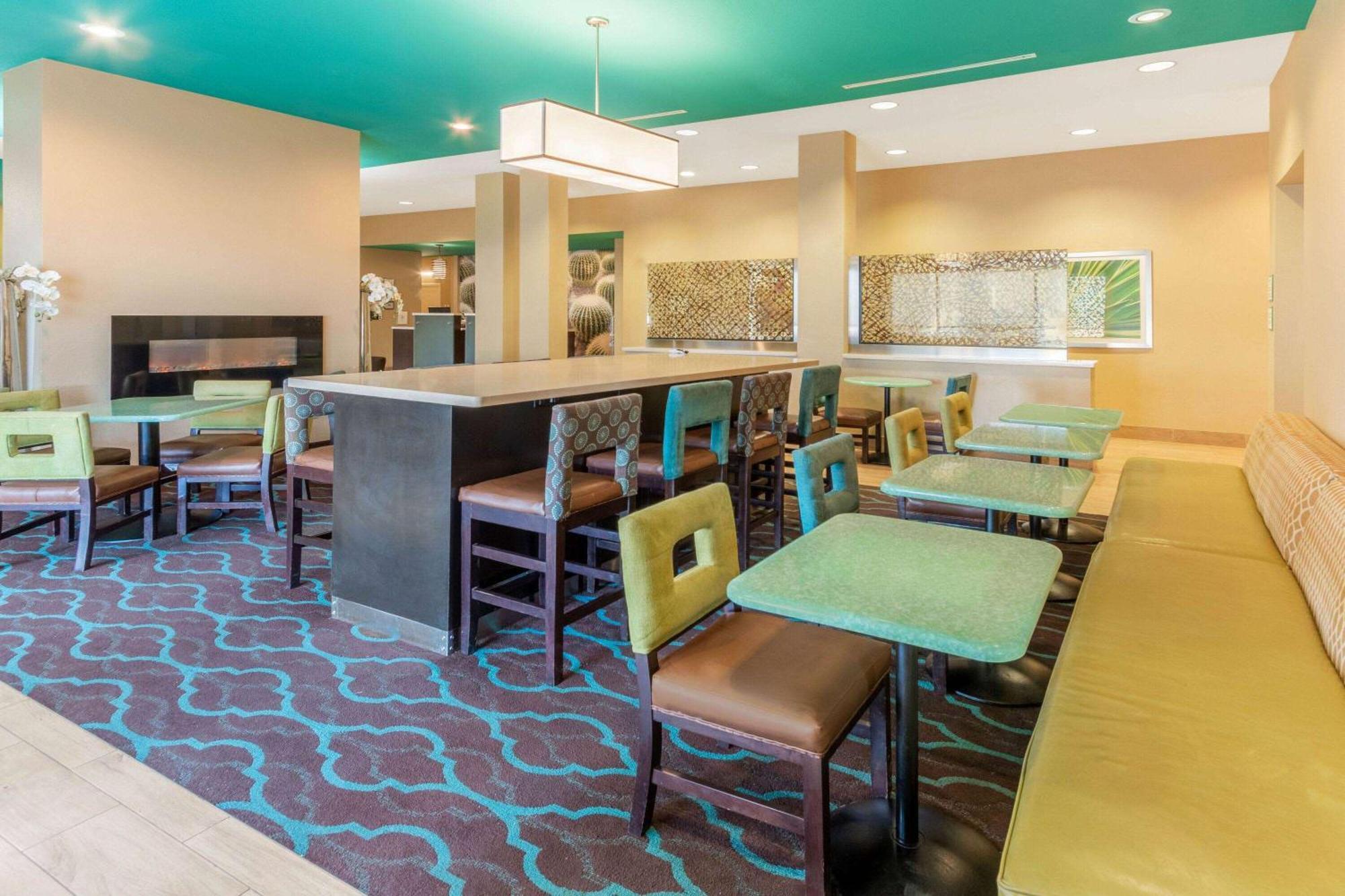 La Quinta By Wyndham Carlsbad Hotel Ngoại thất bức ảnh