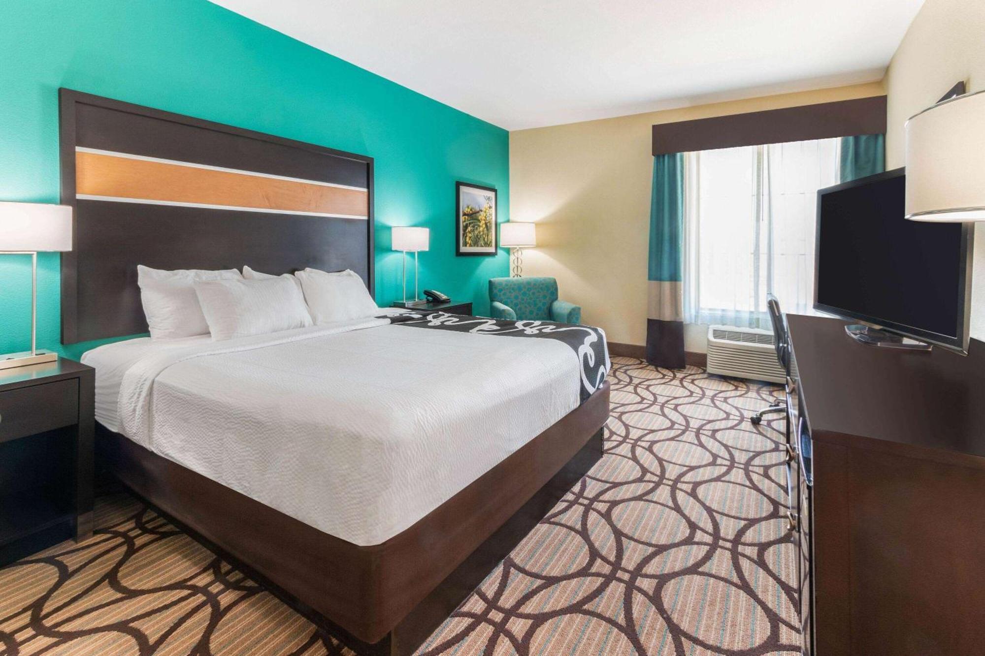 La Quinta By Wyndham Carlsbad Hotel Ngoại thất bức ảnh
