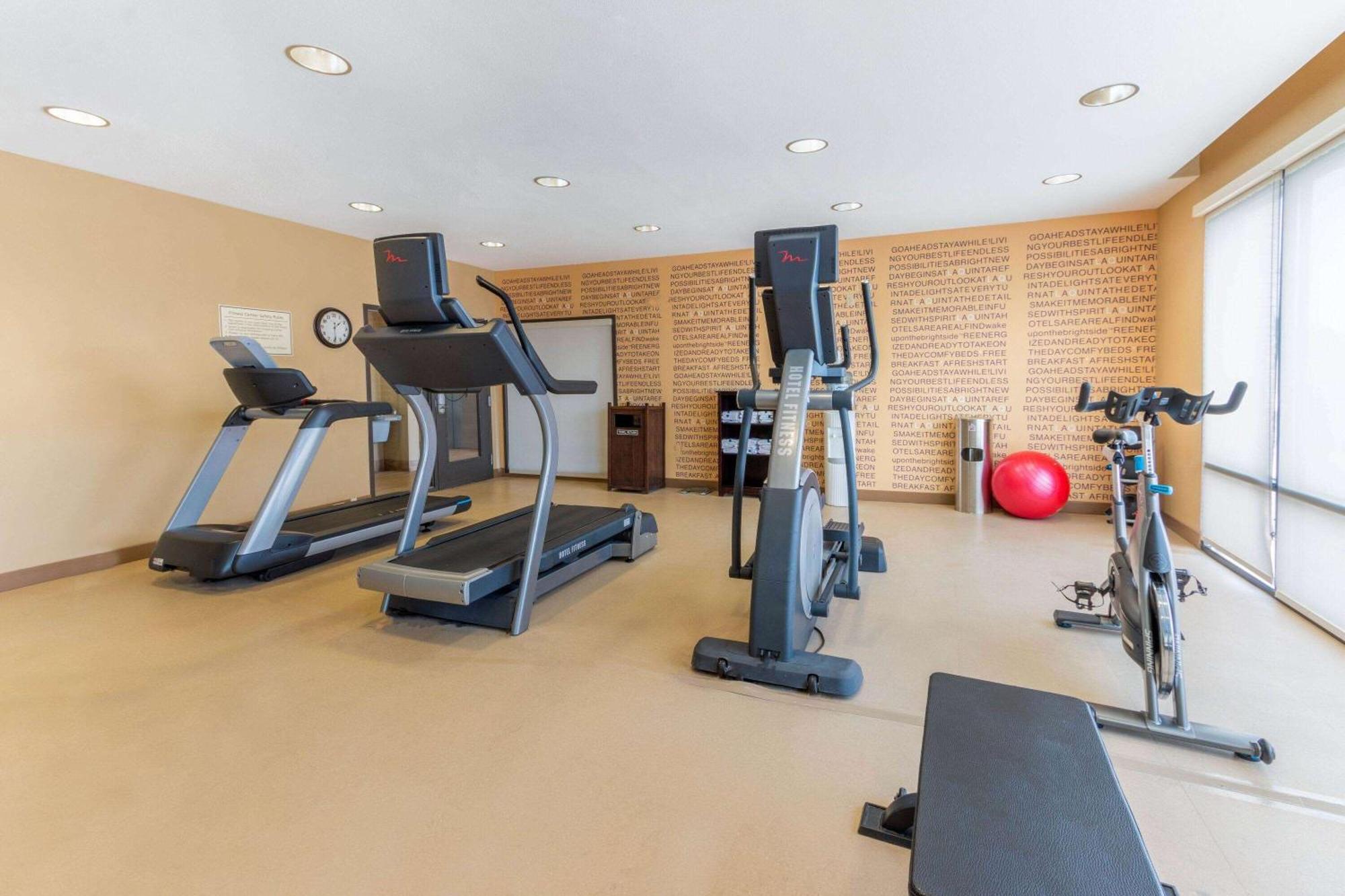La Quinta By Wyndham Carlsbad Hotel Ngoại thất bức ảnh